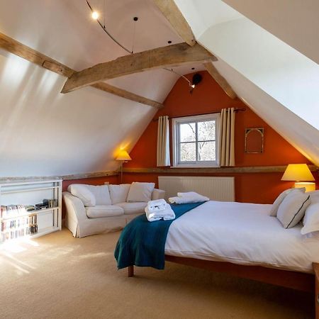 Pounce Hall -Stunning Historic Home In Rural Essex Saffron Walden Exterior photo