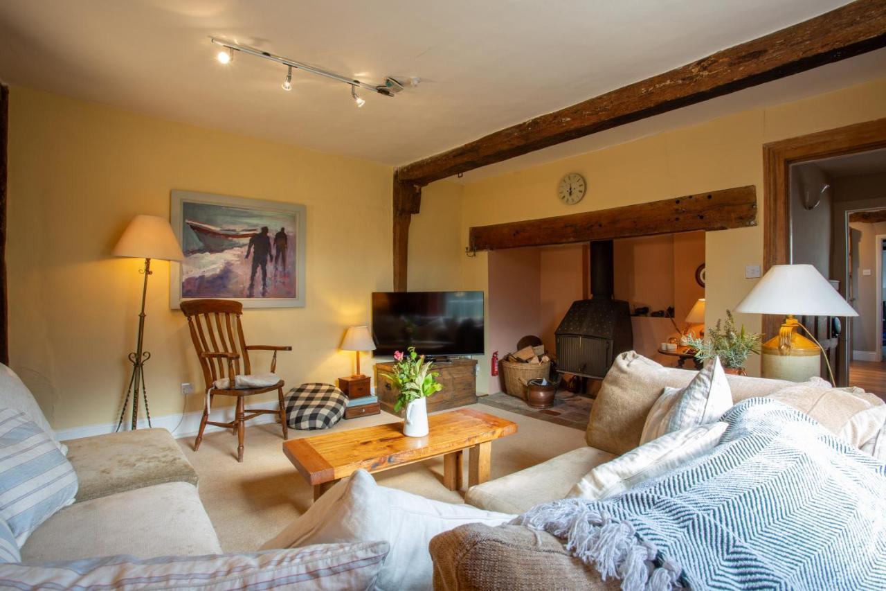 Pounce Hall -Stunning Historic Home In Rural Essex Saffron Walden Exterior photo