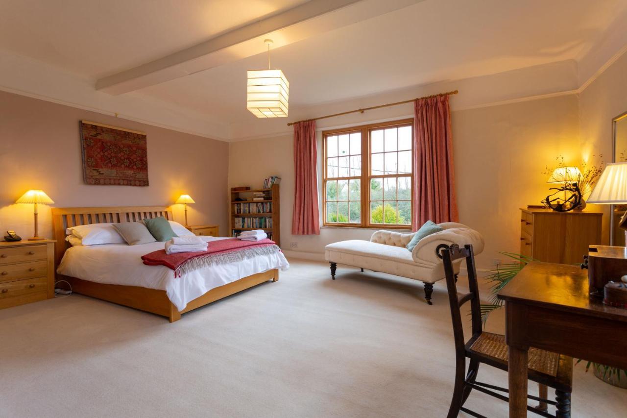 Pounce Hall -Stunning Historic Home In Rural Essex Saffron Walden Exterior photo