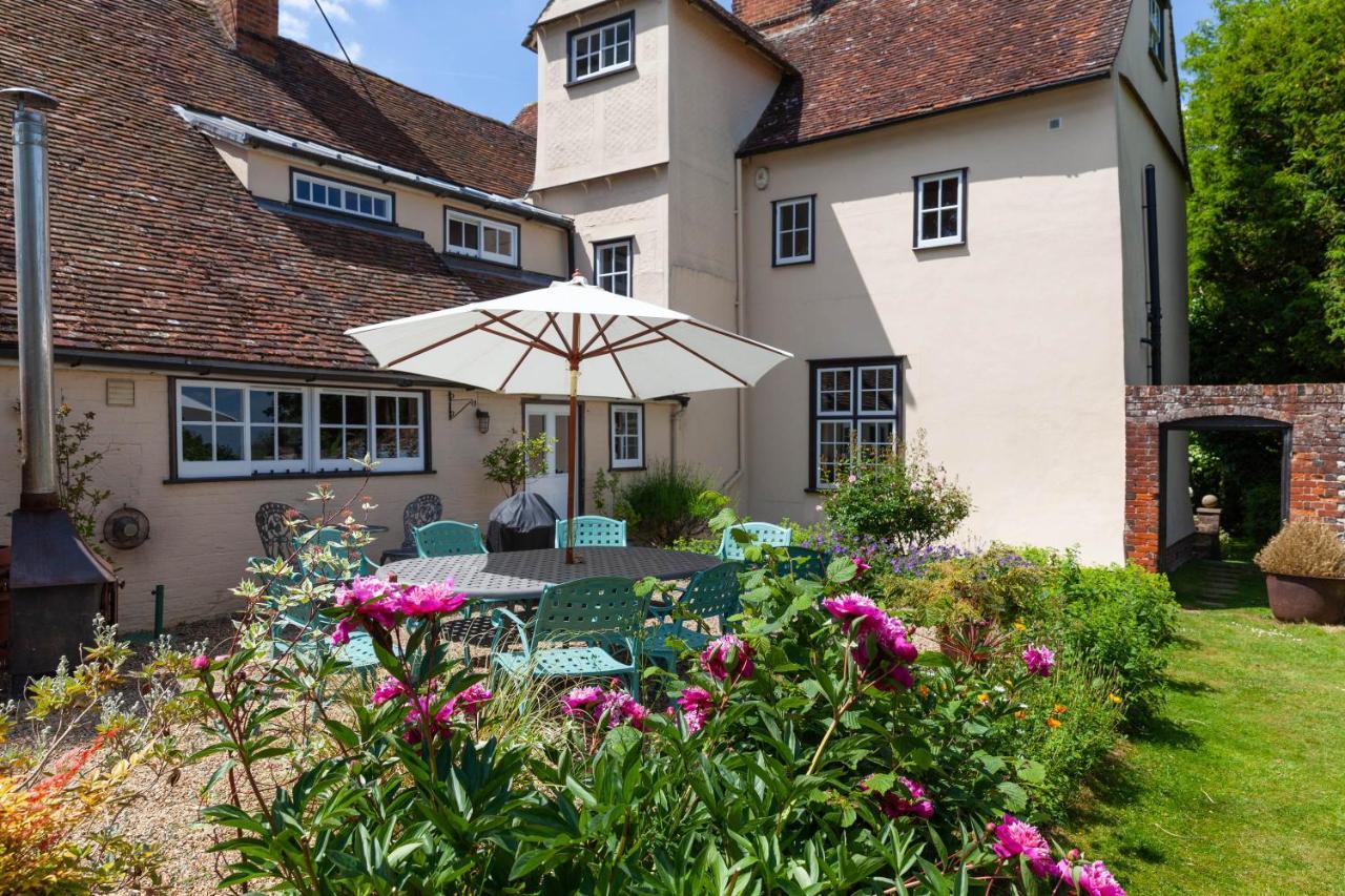 Pounce Hall -Stunning Historic Home In Rural Essex Saffron Walden Exterior photo